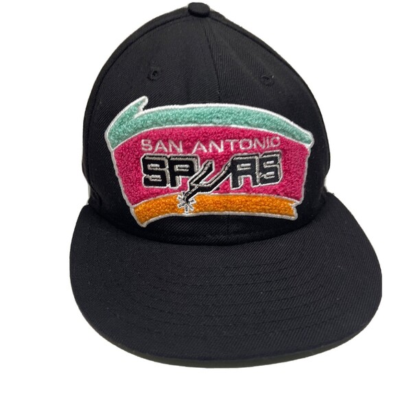 SAN ANTONIO SPURS HARDWOOD CLASSICS SNAPBACK HAT New Era Black - Picture 1 of 8